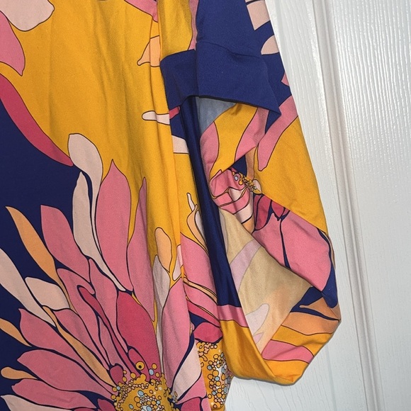 Trina Turk Swim Collection Tropical Floral Breeze Tunic Cover Up - Picture 5 of 10